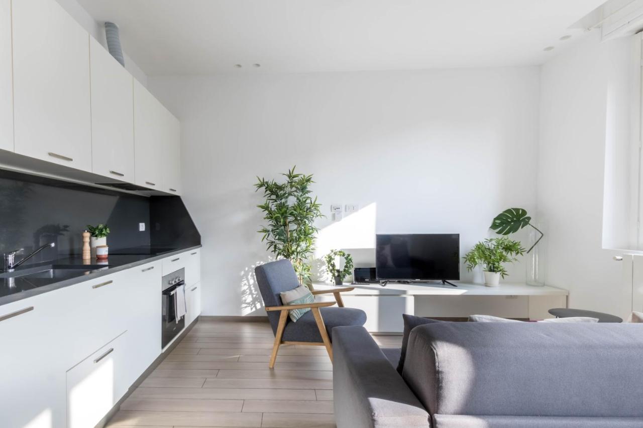 Joivy Mazzini Brera Apartment Milan Exterior photo